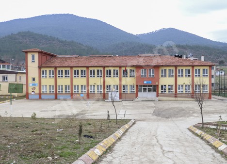 Yenidoğan Ortaokulu