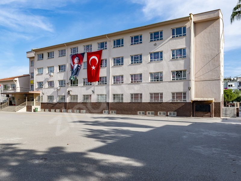 Bornova Şükrü Seher Ergil Çok Programlı Anadolu Lisesi Zingat