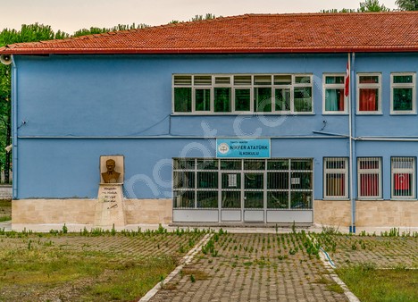Nikfer Atatürk İlkokulu