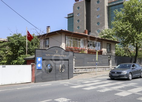 Özel İstanbul Ortaokulu