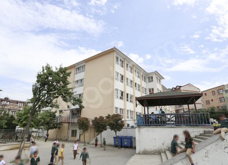 Arnavutköy İlkokulu