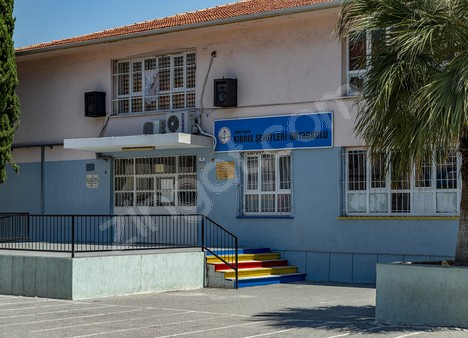 Kıbrıs Şehitleri Ortaokulu