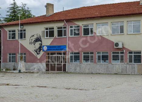 Atatürk Yatılı Bölge Ortaokulu