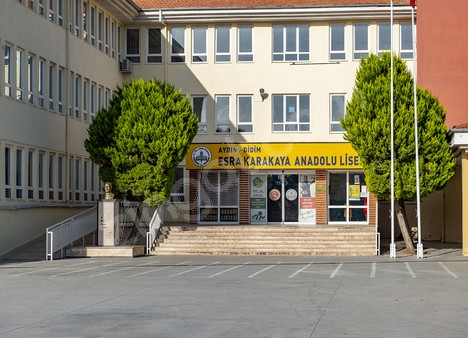 Esra Karakaya Anadolu Lisesi