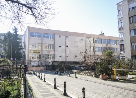 İstanbul Kadıköy Lisesi