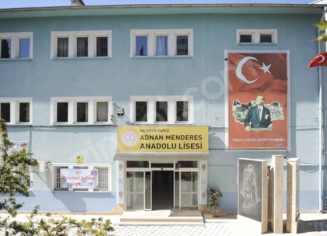 Adnan Menderes Anadolu Lisesi